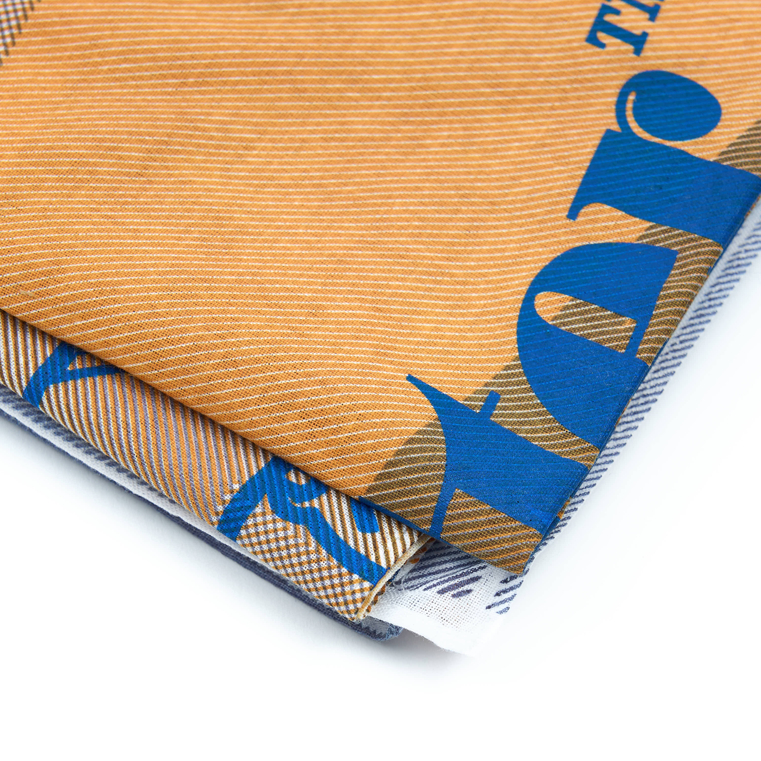 Geek Out Store/Better™Gift Shop/MADEINUSA - Heat Reactive Orange/Blue "Sticky Note" Bandana - Image 5